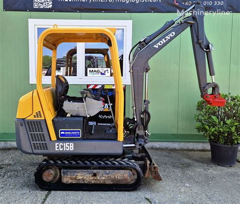 Volvo EC15 Mini Excavator 